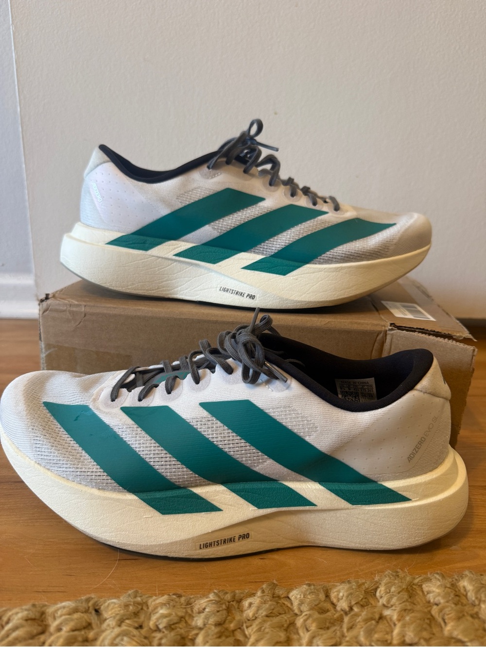Adidas adizero evo sl mens running shoes size 9.5 JS4487 pure white teal